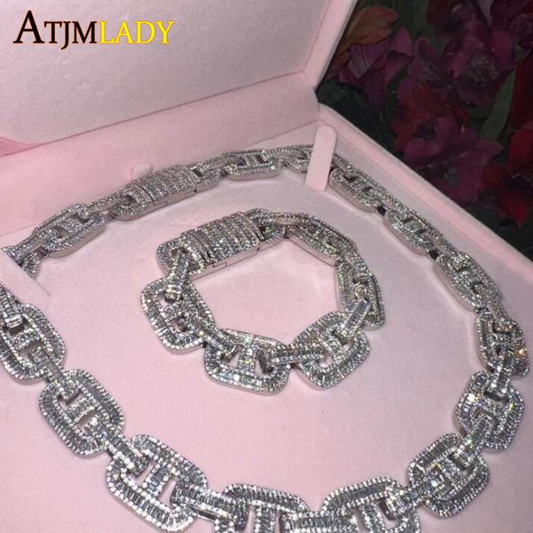 pendant necklaces 5a fashion cz iced out bling cuban necklace silver color lock pin link chain choker hiphop men boy jewelry 230511
pendant necklaces 5a fashion cz iced out bling cuban necklace silver color lock pin link chain choker hiphop men boy jewelry 230511