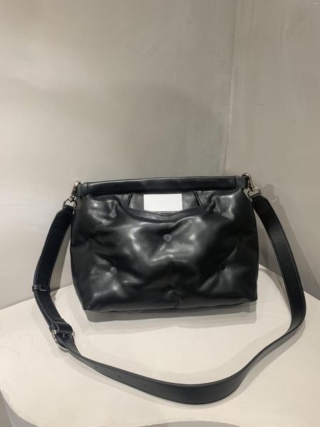 evening bags design women's soft sheepskin hobos pillow shape one-shoulder crossbody
evening bags design women's soft sheepskin hobos pillow shape one-shoulder crossbody