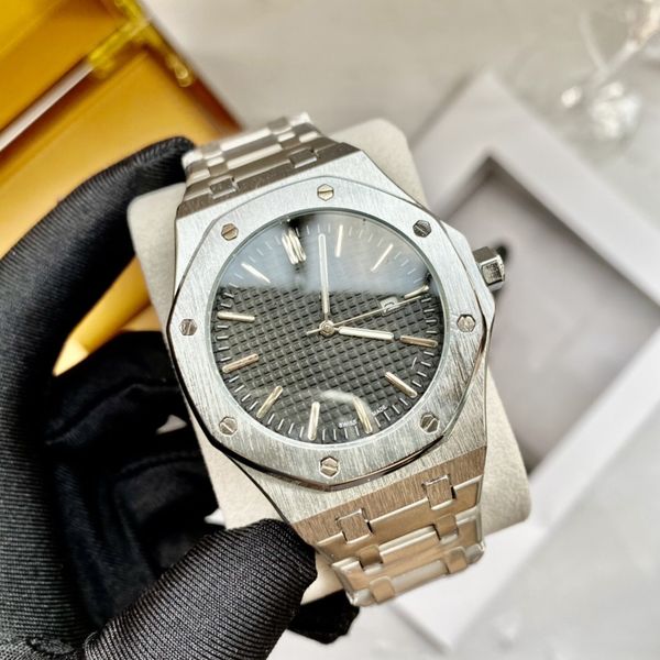 men's watch stainless steel strap, quartz watch, fashionable and trendy men's aaa watch, Slivery;brown
men's watch stainless steel strap, quartz watch, fashionable and trendy men's aaa watch, Slivery;brown