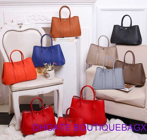original edition designer hremm party garden bags online store new autumn and winter 2023 cow leather one shoulder oblique straddle portable
original edition designer hremm party garden bags online store new autumn and winter 2023 cow leather one shoulder oblique straddle portable