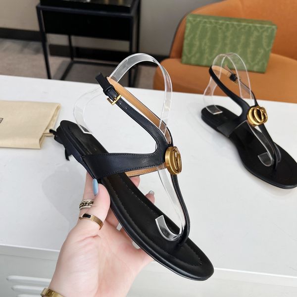 high end sandals cool and fashionable slippers with adjustable gold buckle for women in summer. 35-44, Black
high end sandals cool and fashionable slippers with adjustable gold buckle for women in summer. 35-44, Black