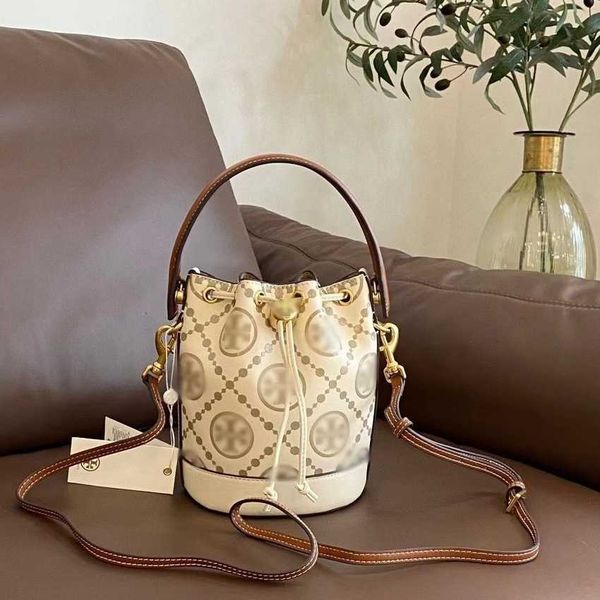 50% off 2023 handbag tb women's spring new series fashion versatile bucket handheld one shoulder crossbody bag
50% off 2023 handbag tb women's spring new series fashion versatile bucket handheld one shoulder crossbody bag