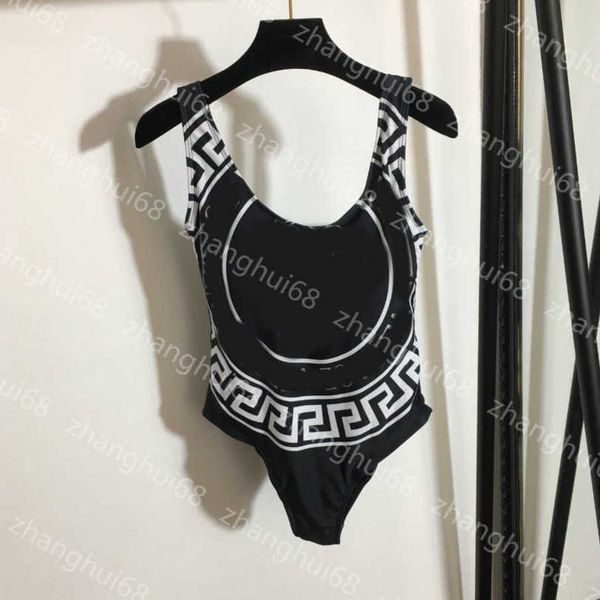 23ss designer bathing suit womens bikini bikini swimwear new portrait print backless one-piece women clothes a1, White;black
23ss designer bathing suit womens bikini bikini swimwear new portrait print backless one-piece women clothes a1, White;black