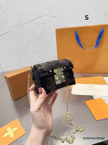 designer bags shoulder bags 2023 l-brand 11*7cm women shoulder handbag luxury designer mini change chain cross-body one shoulder bag
designer bags shoulder bags 2023 l-brand 11*7cm women shoulder handbag luxury designer mini change chain cross-body one shoulder bag