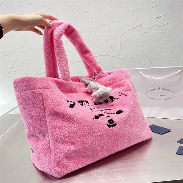 32% 2023 handbag p wedding soft face women's large capacity autumn new shoulder tote bag fashion versatile handbag
32% 2023 handbag p wedding soft face women's large capacity autumn new shoulder tote bag fashion versatile handbag