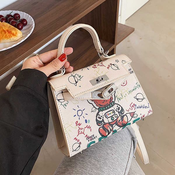 women's summer simple small square bag women's deluxe handbag 2023gilr deluxe versatile one shoulder crossbody bag 230511
women's summer simple small square bag women's deluxe handbag 2023gilr deluxe versatile one shoulder crossbody bag 230511