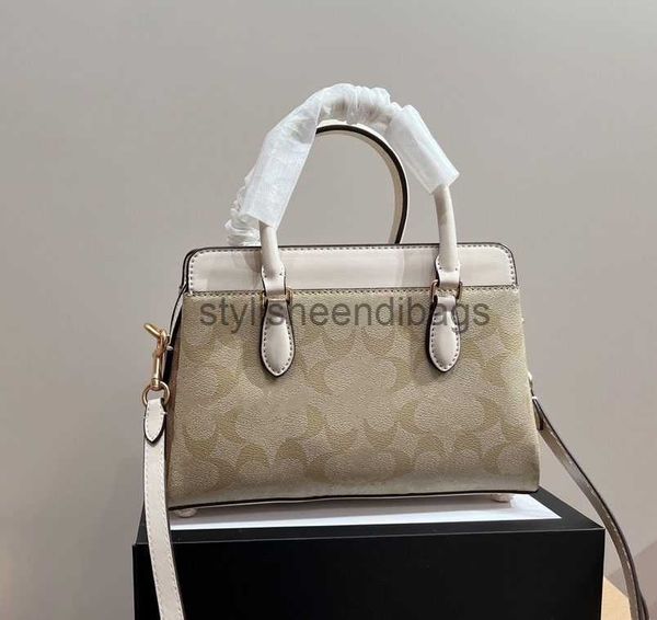 stylisheendibags totes quality women shoulder bags designer classic printing handbags double strap fashion tebby tote metallic girls gift b
stylisheendibags totes quality women shoulder bags designer classic printing handbags double strap fashion tebby tote metallic girls gift b