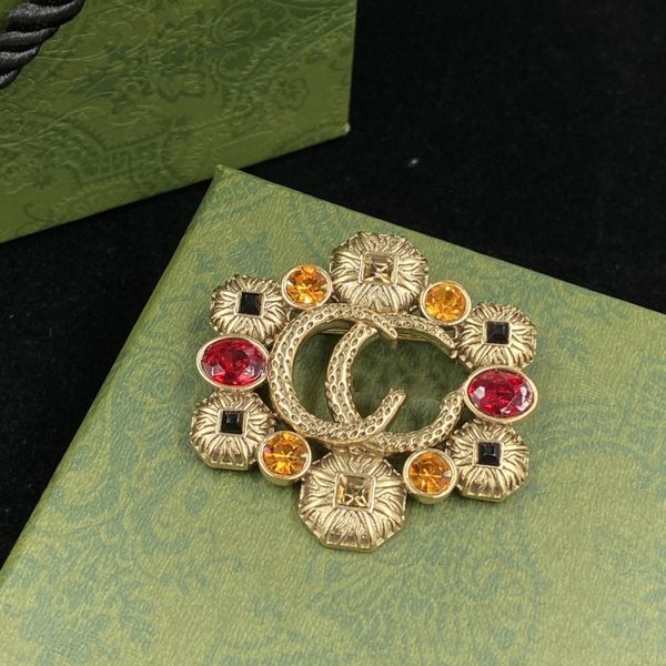 classic charm luxury brooch luxury designer crystal rhinestone brooch gold plated women's wedding party jewelry, Golden;silver
classic charm luxury brooch luxury designer crystal rhinestone brooch gold plated women's wedding party jewelry, Golden;silver