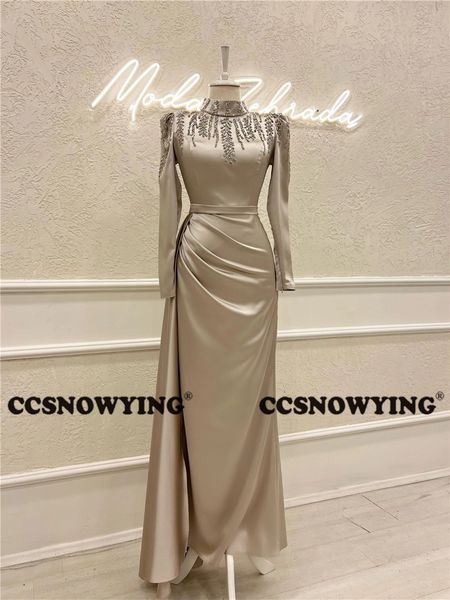 party dresses satin beaded long sleeve muslim evening high neck islamic hijab formal gown women arabic kaftan robes de 230510, White;black
party dresses satin beaded long sleeve muslim evening high neck islamic hijab formal gown women arabic kaftan robes de 230510, White;black