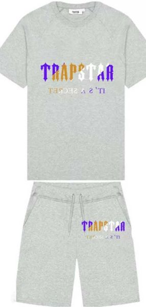 summer new trapstar london shooter short-sleeved t shirt suit chenille decoding black ice flavor 2.0 men's round neck t-shirt shorts63, Gray
summer new trapstar london shooter short-sleeved t shirt suit chenille decoding black ice flavor 2.0 men's round neck t-shirt shorts63, Gray