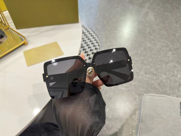 ladies luxury designer sun glasses oversized womens sunglasses polarized vintage gafas de sol lentes 2629, White;black
ladies luxury designer sun glasses oversized womens sunglasses polarized vintage gafas de sol lentes 2629, White;black