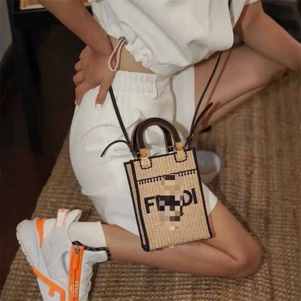 32% 2023 fashion hand chaopai f family new straw tote seaside holiday knitting portable small square single shoulder messenger bag female
32% 2023 fashion hand chaopai f family new straw tote seaside holiday knitting portable small square single shoulder messenger bag female