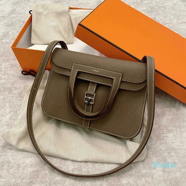2023 new women's bags fashion shoulder bags horseshoe bag women's new envelope heading layer cowhide one shoulder cross shoulder c
2023 new women's bags fashion shoulder bags horseshoe bag women's new envelope heading layer cowhide one shoulder cross shoulder c