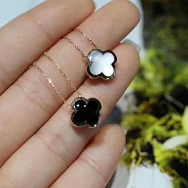 clover necklace designer clover necklace 4 leaves pendant luxury chain fashion classic ladies valentine's day gift, Silver
clover necklace designer clover necklace 4 leaves pendant luxury chain fashion classic ladies valentine's day gift, Silver
