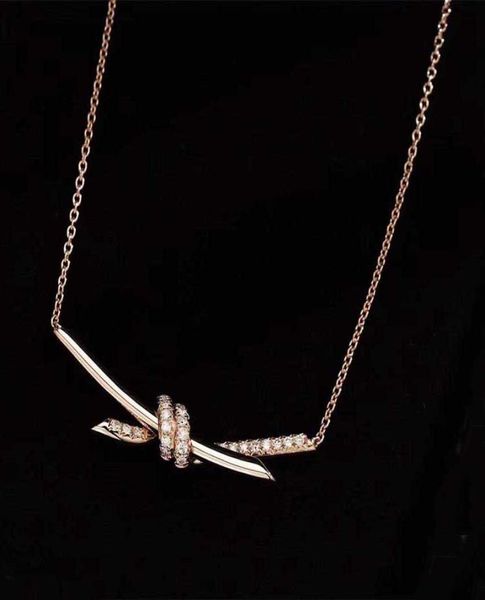 v gold material charm knot shape pendant necklace with diamond or no for women engagement jewelry gift have stamp velet bag ps40135940053, Silver
v gold material charm knot shape pendant necklace with diamond or no for women engagement jewelry gift have stamp velet bag ps40135940053, Silver