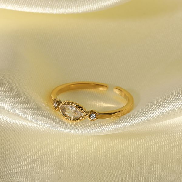 high end luxury white zircon titanium steel ring with color retention and adjustable opening, easy to match with women's gifts, Golden;silver
high end luxury white zircon titanium steel ring with color retention and adjustable opening, easy to match with women's gifts, Golden;silver