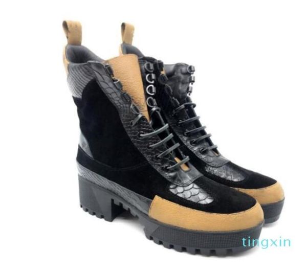 2022 desert boot flamingos love arrow medal real cow split leather coarse249q1090612, Black
2022 desert boot flamingos love arrow medal real cow split leather coarse249q1090612, Black
