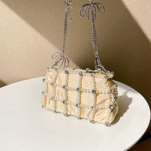 shoulder bags bag women new korean net red rhinestone pearl chain small square bag mobile phone fashion shoulder messenger 230509
shoulder bags bag women new korean net red rhinestone pearl chain small square bag mobile phone fashion shoulder messenger 230509