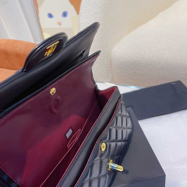 shoulder bags designer bag handbag channel cf chain bag clutch flap totes wallet check velour thread purse double letters solid hasp squareh
shoulder bags designer bag handbag channel cf chain bag clutch flap totes wallet check velour thread purse double letters solid hasp squareh