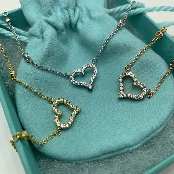 love heart designer 925 sterling silver pendant necklaces for women girls shining bling brand luxury choker necklace party wedding
love heart designer 925 sterling silver pendant necklaces for women girls shining bling brand luxury choker necklace party wedding