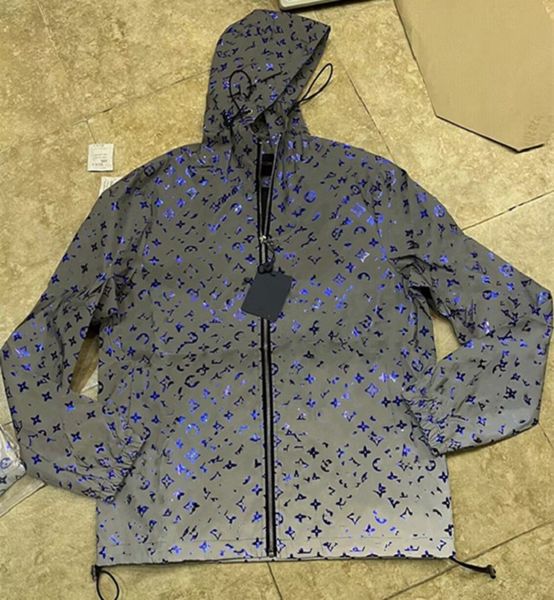 men's jackets designer mens jacket spring and autumn windrunner tee fashion hooded sports windbreaker casual zipper jackets clothing ne, Black;brown
men's jackets designer mens jacket spring and autumn windrunner tee fashion hooded sports windbreaker casual zipper jackets clothing ne, Black;brown