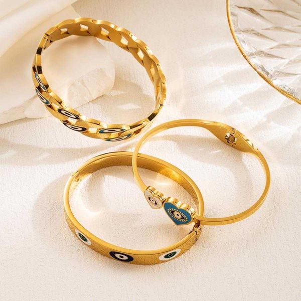 titanium steel bracelet creative metal all match stainless devils eye element accessories wholesale, Golden;silver
titanium steel bracelet creative metal all match stainless devils eye element accessories wholesale, Golden;silver