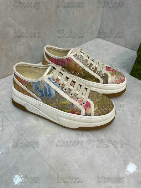 50mm tennis treck low-sneakers 2023 ss designer women's canvas shoes designers chunky rubber tread sole casual shoes for women italy do, Black
50mm tennis treck low-sneakers 2023 ss designer women's canvas shoes designers chunky rubber tread sole casual shoes for women italy do, Black