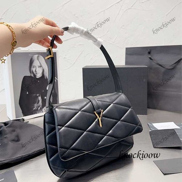 luxury designer summer new underarm bag women's fashion shoulder high leather bag adjustable shoulder strap handbag crossbody 230511
luxury designer summer new underarm bag women's fashion shoulder high leather bag adjustable shoulder strap handbag crossbody 230511