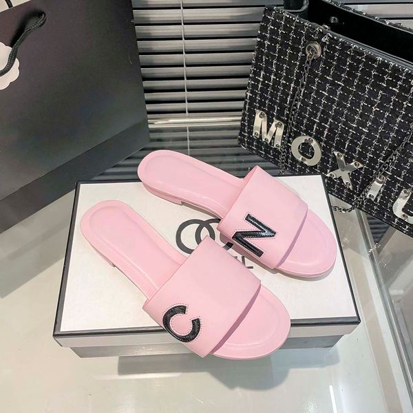 2023 new fashion slippers luxury designer sandals flat rubber beach shoes outdoor anti-skid indoor letters rubber, Black
2023 new fashion slippers luxury designer sandals flat rubber beach shoes outdoor anti-skid indoor letters rubber, Black