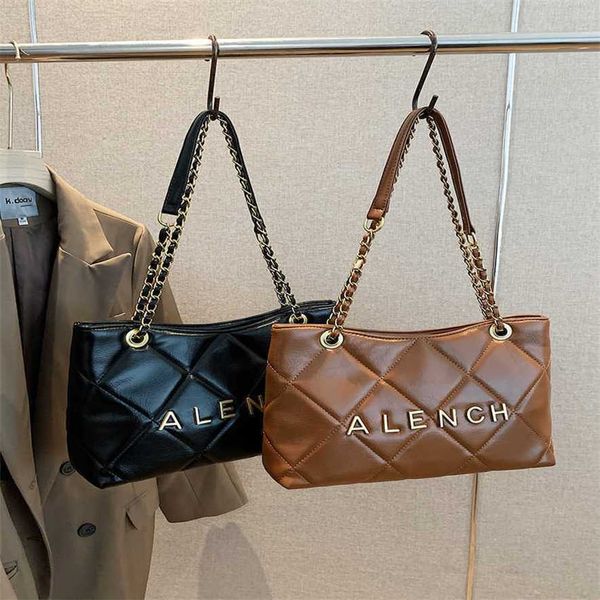 13% off 2023 handbag women's winter new fashion versatile western style one shoulder crossbody bag for women
13% off 2023 handbag women's winter new fashion versatile western style one shoulder crossbody bag for women