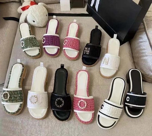 luxury shoes slipper slides for women fashion classic black sandals heatshoes platform gear bottoms
luxury shoes slipper slides for women fashion classic black sandals heatshoes platform gear bottoms