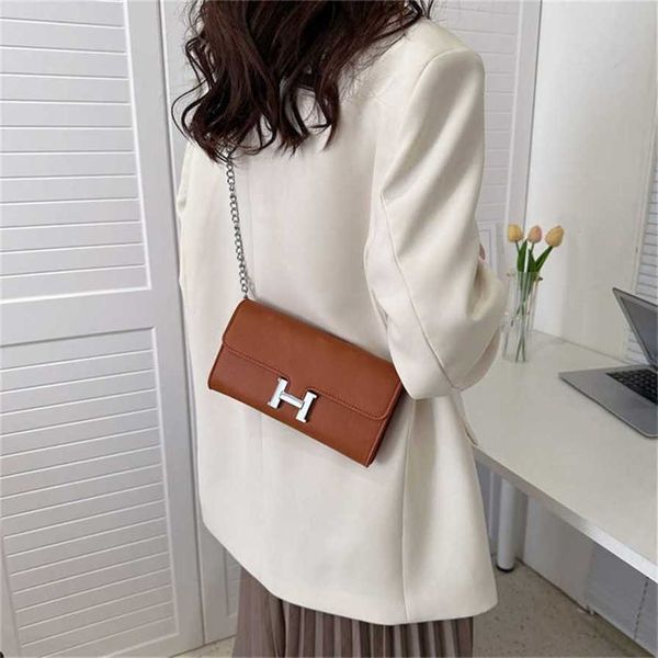 17% off 2023 handbag one shoulder oblique cross candy color women's fashion trend versatile temperament handheld bag
17% off 2023 handbag one shoulder oblique cross candy color women's fashion trend versatile temperament handheld bag
