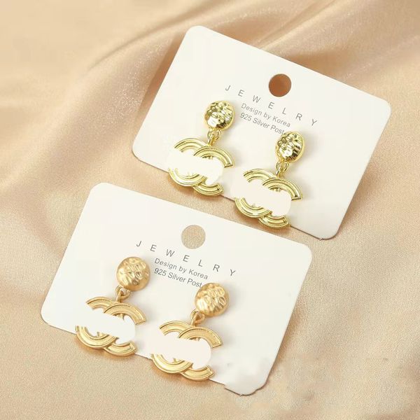 18k gold plated luxury designer brand letter stud earring elegant fashion double letter stud for women girl party gift jewelry accessory, Golden;silver
18k gold plated luxury designer brand letter stud earring elegant fashion double letter stud for women girl party gift jewelry accessory, Golden;silver