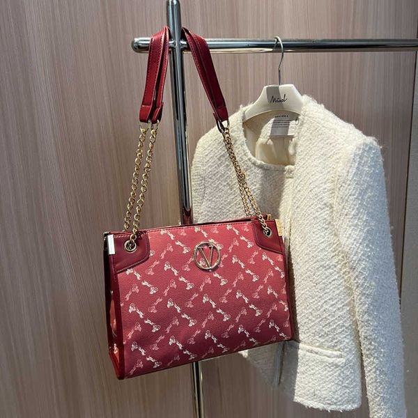 2023 fashion handbag fashionable and westernized tote new one shoulder crossbody bag for women
2023 fashion handbag fashionable and westernized tote new one shoulder crossbody bag for women
