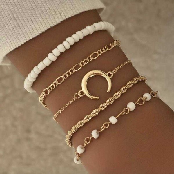 fashion street shooting moon bracelet five piece creative retro bead multi color set, Golden;silver
fashion street shooting moon bracelet five piece creative retro bead multi color set, Golden;silver