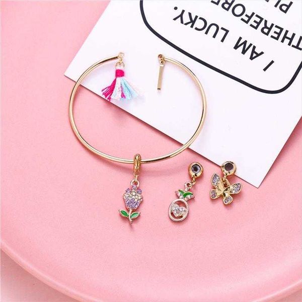 childrens jewelry adjustable bracelet girls cartoon butterfly alloy drip wholesale, Golden;silver
childrens jewelry adjustable bracelet girls cartoon butterfly alloy drip wholesale, Golden;silver