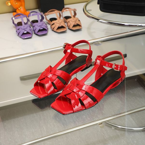 sandals with a combination of fine straps and leather sandal classic pattern. summer vacation beach size 35-43, Black
sandals with a combination of fine straps and leather sandal classic pattern. summer vacation beach size 35-43, Black