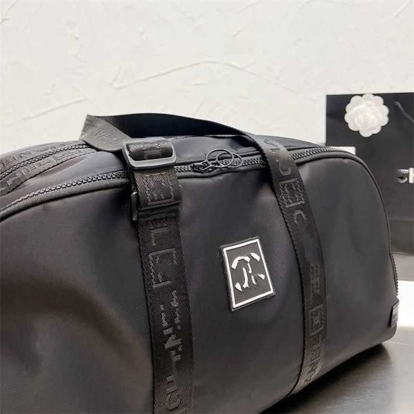 21% off 2023 fashion hand short distance business trip large capacity nylon cloth fashionable and simple one shoulder black storage travel b
21% off 2023 fashion hand short distance business trip large capacity nylon cloth fashionable and simple one shoulder black storage travel b