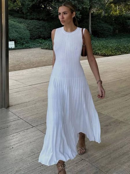 casual dresses sleeveless pleat knit dress round neck a-line pit strip slim long dress sundress solid color casual women summer dresses 2305, Black;gray
casual dresses sleeveless pleat knit dress round neck a-line pit strip slim long dress sundress solid color casual women summer dresses 2305, Black;gray