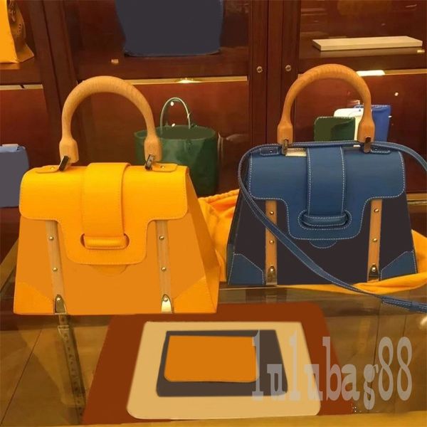 simple shoulder bag luxury bag bussiness squares thanksgiving handles wood leather daily feast unique fashion soft men handbag special xb001
simple shoulder bag luxury bag bussiness squares thanksgiving handles wood leather daily feast unique fashion soft men handbag special xb001