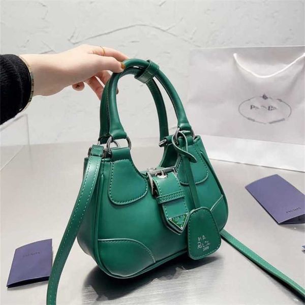 21% off 2023 fashion hand textured new p family messenger luxury high end portable bag for women
21% off 2023 fashion hand textured new p family messenger luxury high end portable bag for women