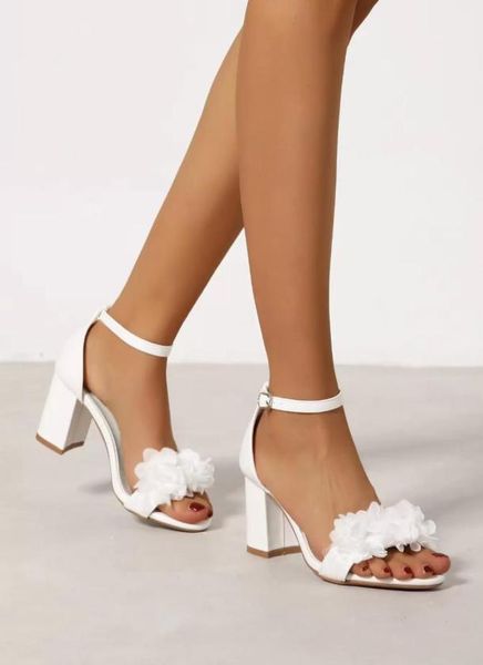 summer wedding shoes bride white heels for women elegant solid lace flower sandals designer black ankle buckle chunky heels ss01203786601
summer wedding shoes bride white heels for women elegant solid lace flower sandals designer black ankle buckle chunky heels ss01203786601