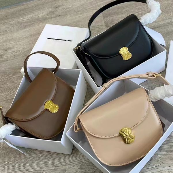womens luxury mens designer saddles bag teen triomphe besace metal logo clutch bags genuine leather cross body envelope bags classic gym tot
womens luxury mens designer saddles bag teen triomphe besace metal logo clutch bags genuine leather cross body envelope bags classic gym tot