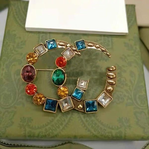 classic charm brooch designer crystal rhinestone brooch gold-plated women's wedding party jewelry, Golden;silver
classic charm brooch designer crystal rhinestone brooch gold-plated women's wedding party jewelry, Golden;silver
