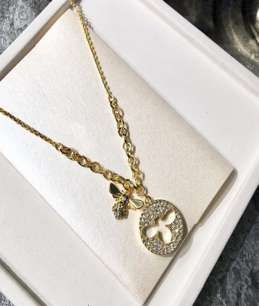 designer jewelry women honeybee pendant necklace insect bee charm bracelets with round tag copper with gold plated retro fashion b5217491, Silver
designer jewelry women honeybee pendant necklace insect bee charm bracelets with round tag copper with gold plated retro fashion b5217491, Silver
