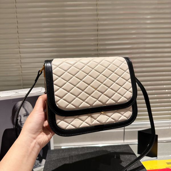 classic bags women fashion flap crossbags women luxury shoulderbags large capacity shopping bags traveling packs
classic bags women fashion flap crossbags women luxury shoulderbags large capacity shopping bags traveling packs