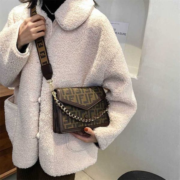 13% off 2023 handbag korean design trend one shoulder crossbody women's bag autumn new simple and fashionable chain small square
13% off 2023 handbag korean design trend one shoulder crossbody women's bag autumn new simple and fashionable chain small square