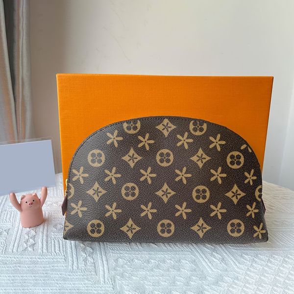 stuff sacks m47515 make up wash bag womens men luxury designer clutch makeup bags shoulder toiletry large embossed brown flower leather week
stuff sacks m47515 make up wash bag womens men luxury designer clutch makeup bags shoulder toiletry large embossed brown flower leather week