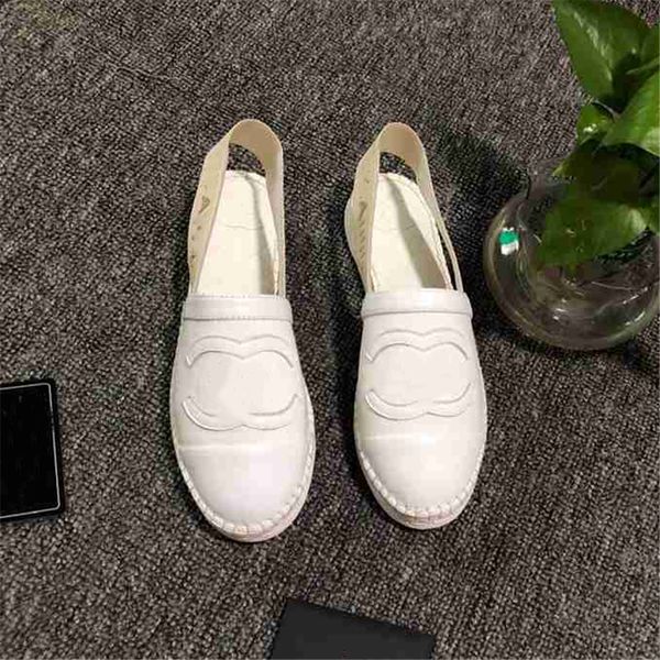 dress shoes 2023 channel fashion women leather high heel letter logo party wedding tourism holiday casual flat shoes 08-07, Black
dress shoes 2023 channel fashion women leather high heel letter logo party wedding tourism holiday casual flat shoes 08-07, Black