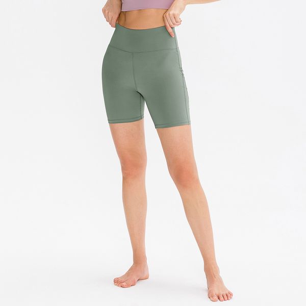 2023 pants design solid color naked yoga shorts high waist hip elastic training women's pants running fitness sports training tights, White;black
2023 pants design solid color naked yoga shorts high waist hip elastic training women's pants running fitness sports training tights, White;black